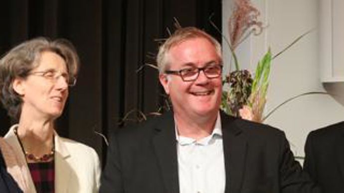 Sylvia Plak, présidente d’IBMA, Jennifer Lewis, directrice d’IBMA, Philip Kessler, d’Andermatt Biocontrol, et Luke Hutson, de New Ag International, lors de la remise du Bernard Blum Award 2019 pour Tutavir, une préparation à base de granulovirus.